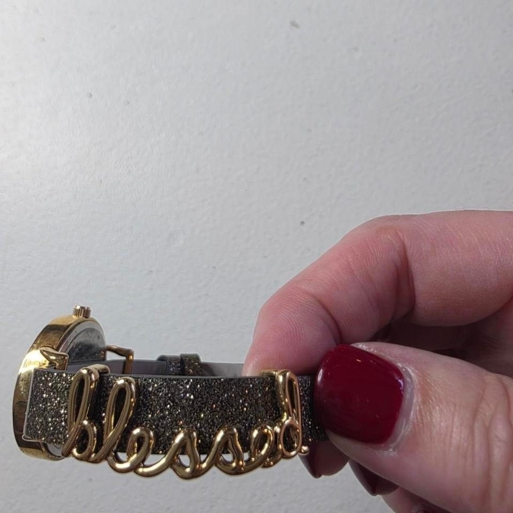 Watch - Picture 2 of 2